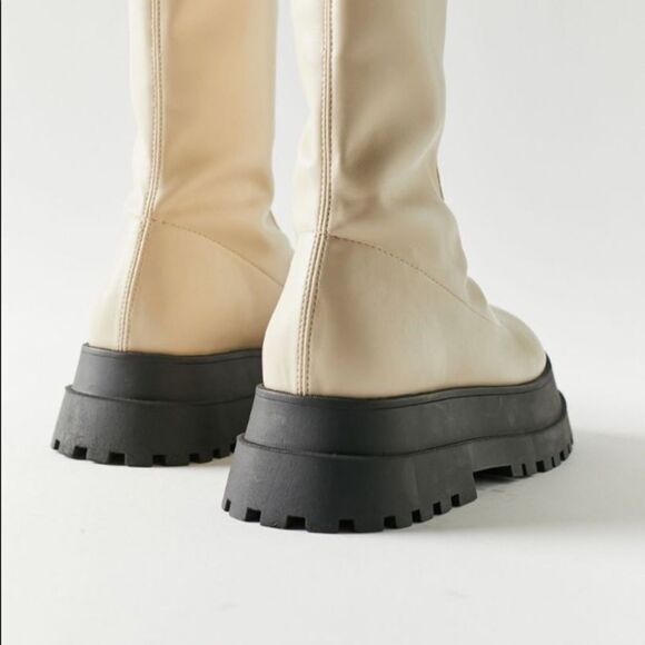 NEW Urban Outfitters Zola Women's Zip Combat Creamy White Platform Boots 8 - Picture 3 of 3
